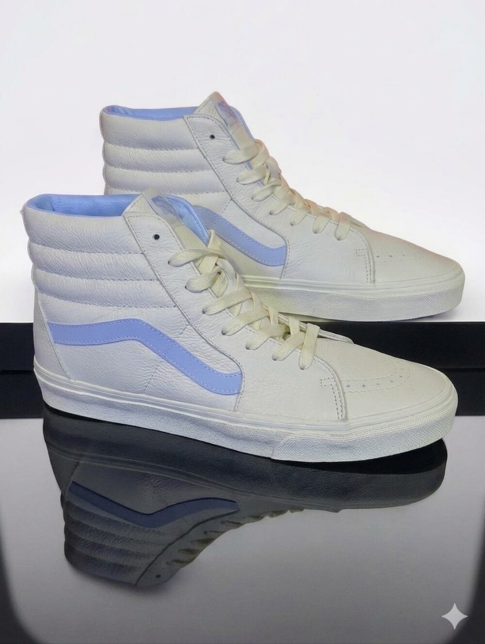 Vans Sk8-Hi Vintage Leather Blanc De Blanc Blue Men’s 12 / Women’s 13.5 New